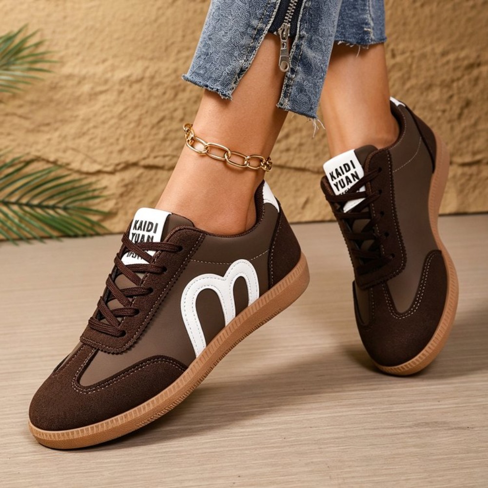 รองเท้าผ้าใบเทนนิสสำหรับผู้หญิ - Badminton Shoes บทวิจารณ์และราคา